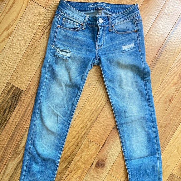 American Eagle Lowrise Jeans - Picture 1 of 10